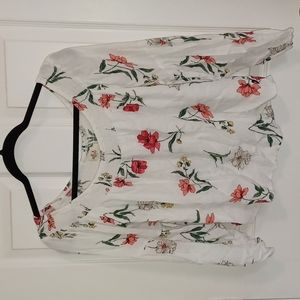 Hollsiter off the shoulder floral shirt